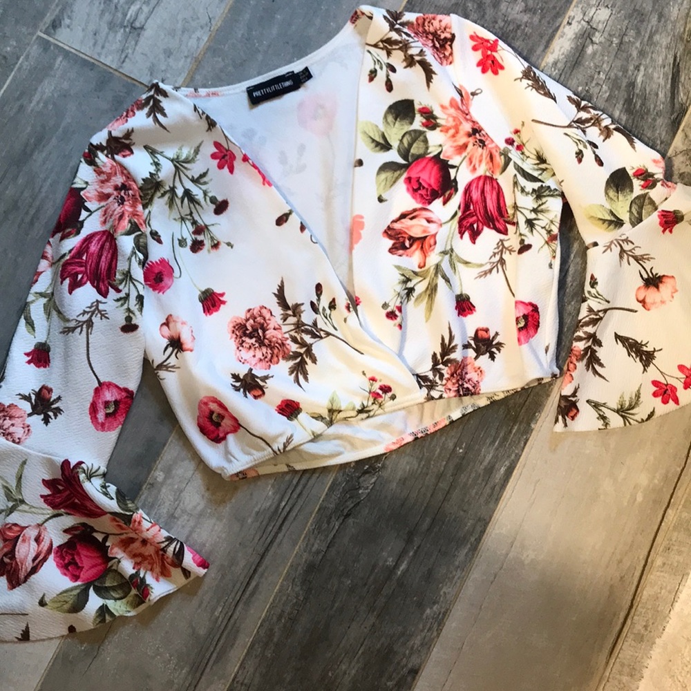 Bellsleve Crop Top